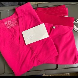 Figs Shocking Pink Set